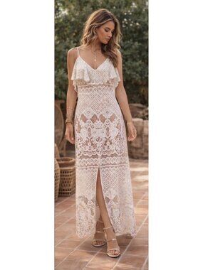 Where Are You From Ivory Lace Maxi Dress V‑Neck Ruffle Detail Size Small